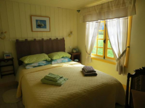Hotels in Notre-Dame-De-Courson